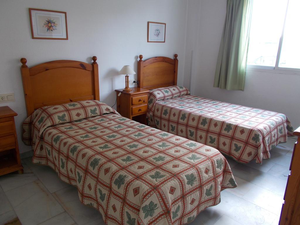 Apartamentos Jardines Del Gamonal Malaga Zewnętrze zdjęcie